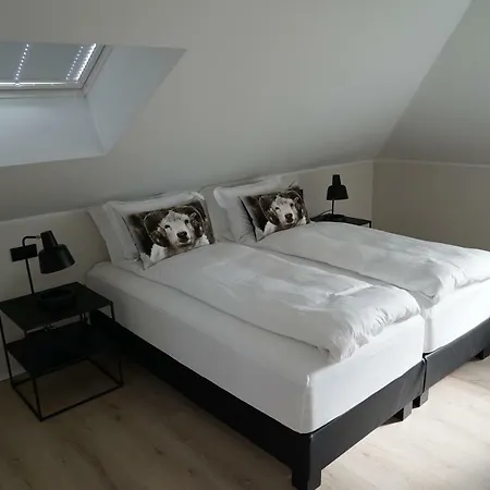 Maison d'hôtes Om 2*